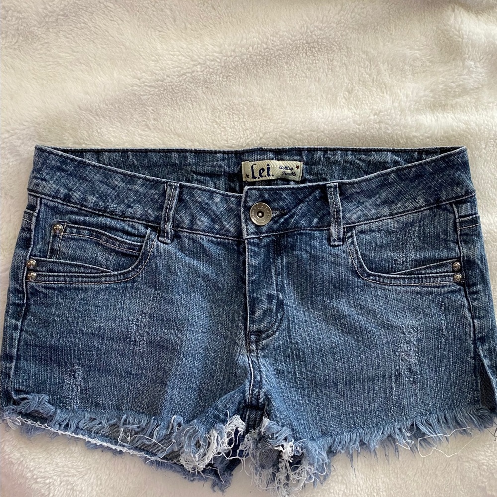 Lei Ashley Trouble Shorts
